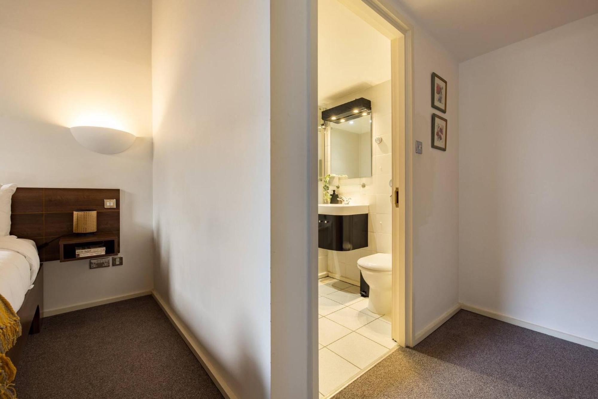 Wild Roses Serviced Apartments - Excel Warehouse 2 Londra Dış mekan fotoğraf