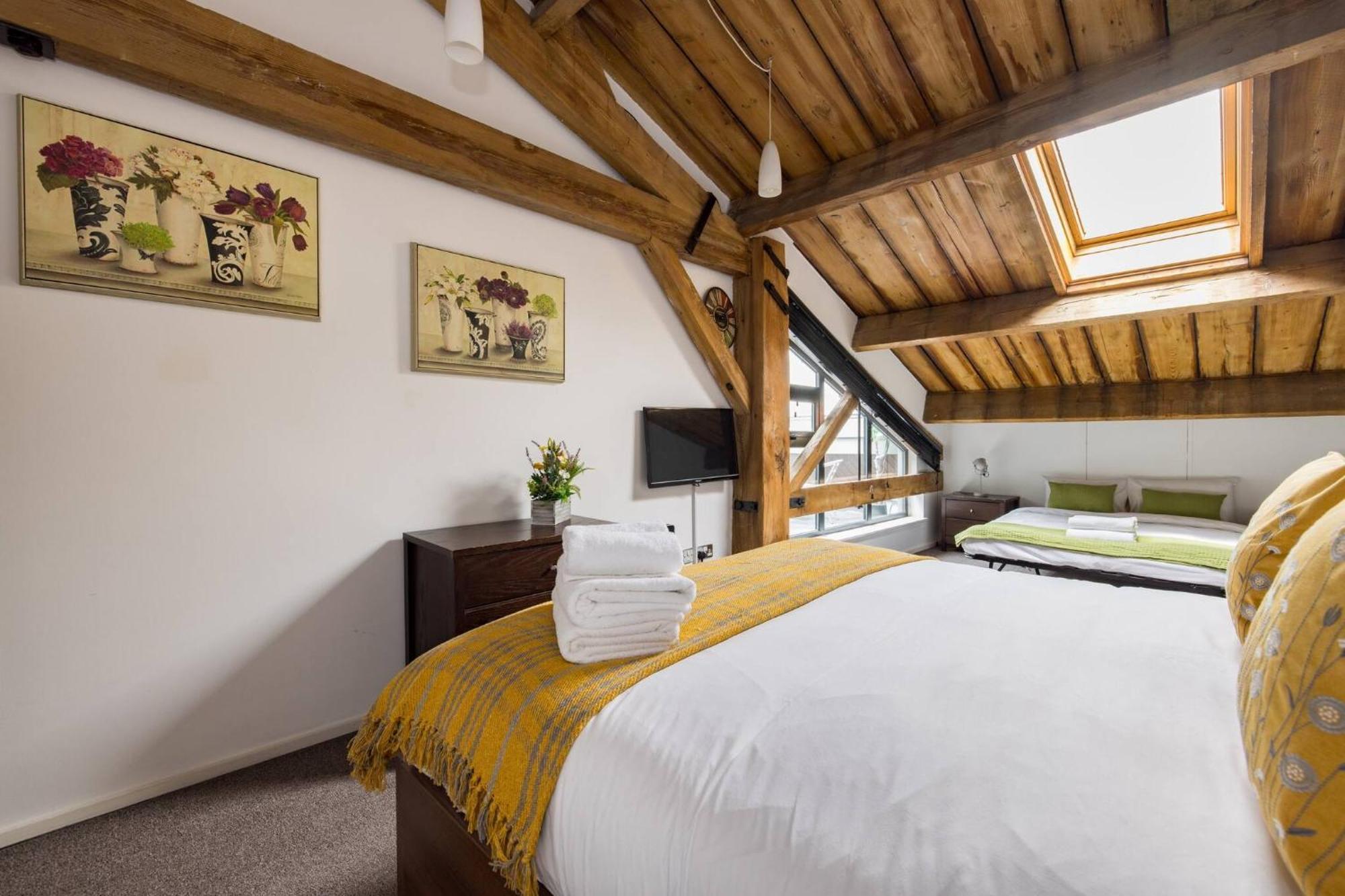 Wild Roses Serviced Apartments - Excel Warehouse 2 Londra Dış mekan fotoğraf